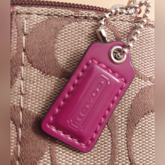 Coach- Wallet - Picture 2 of 8